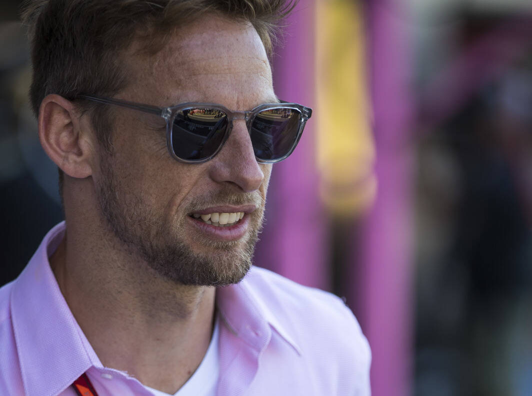 Foto zur News: Jenson Button: Leclerc würde Vettel im Ferrari Druck machen