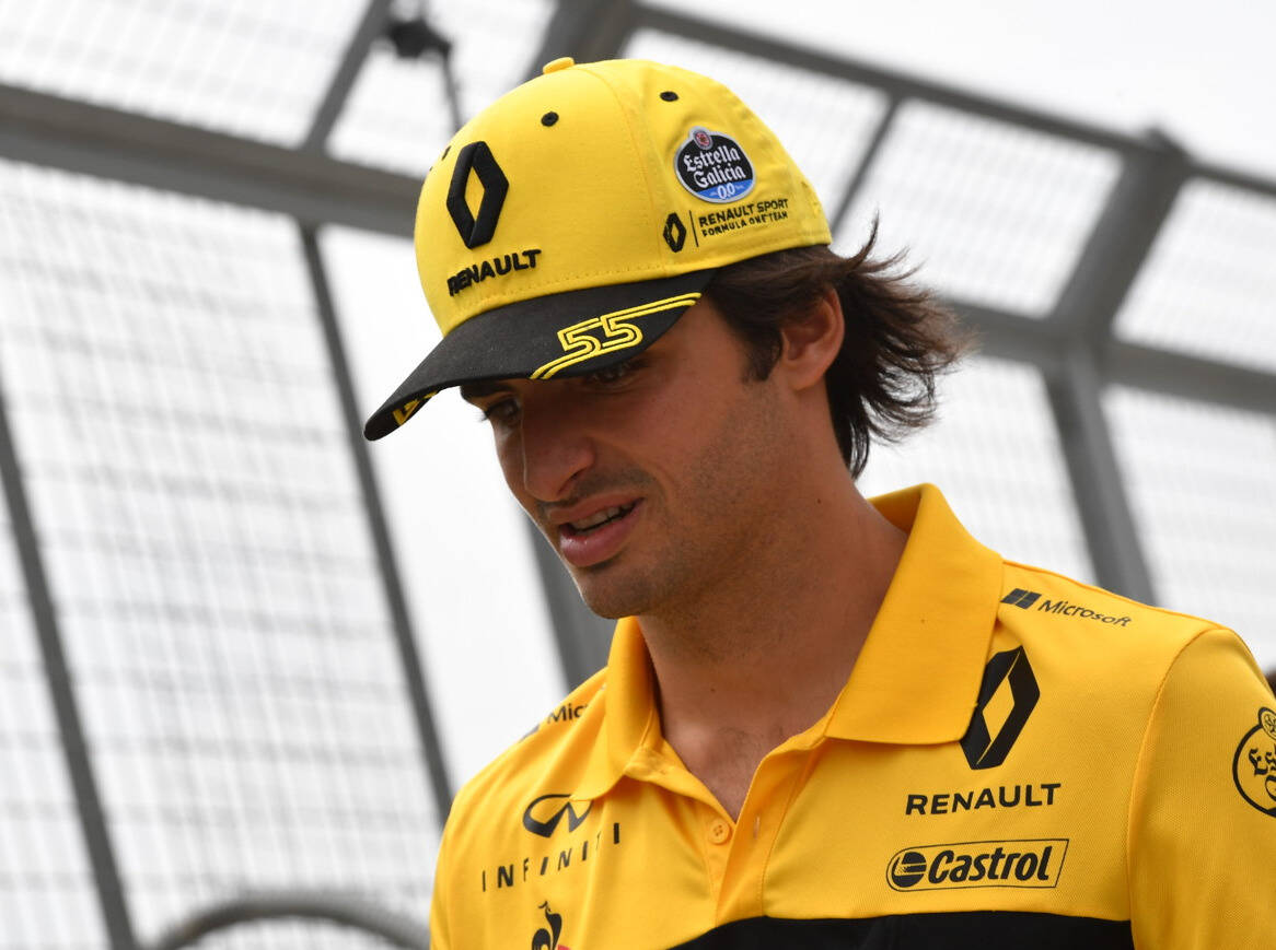 Foto zur News: Sainz muss schmoren: Weiter Renault oder endlich Red Bull?