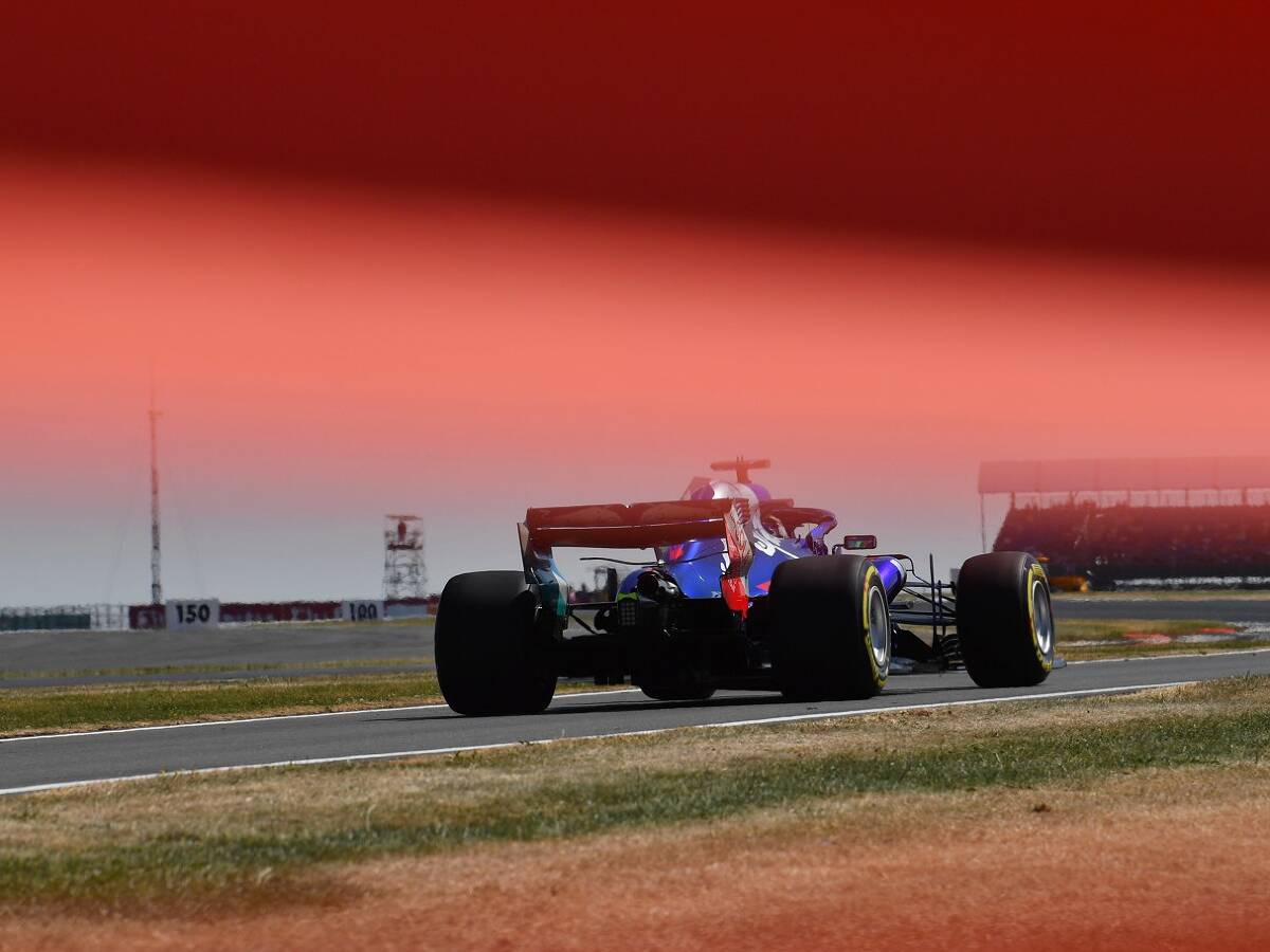 Foto zur News: Toro Rosso blühen Motorenstrafen: Red Bull profitiert