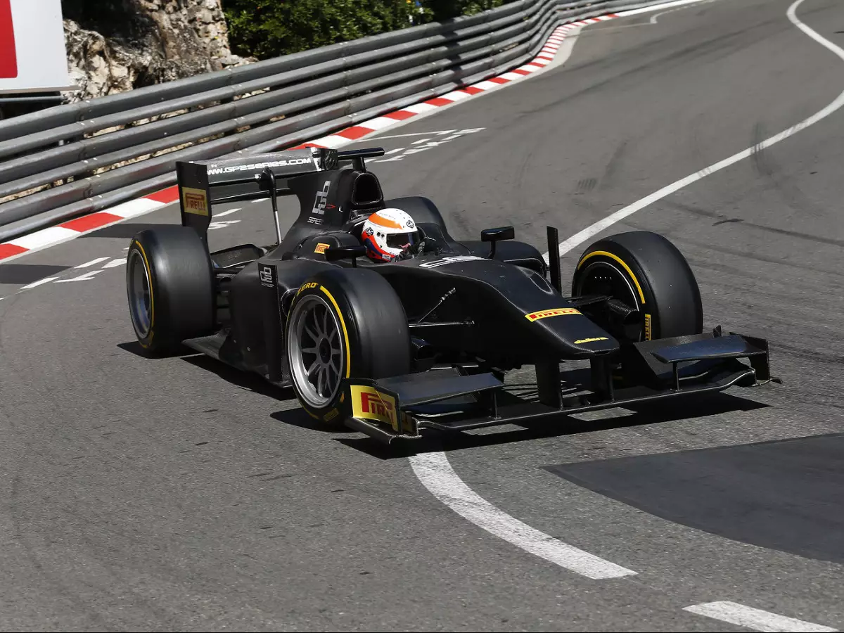 GP2-Auto mit 18-Zoll-Reifen von Pirelli Foto zur News: FIA-Ausschreibung zeigt: 18-Zoll-Reifen kommen 2021!