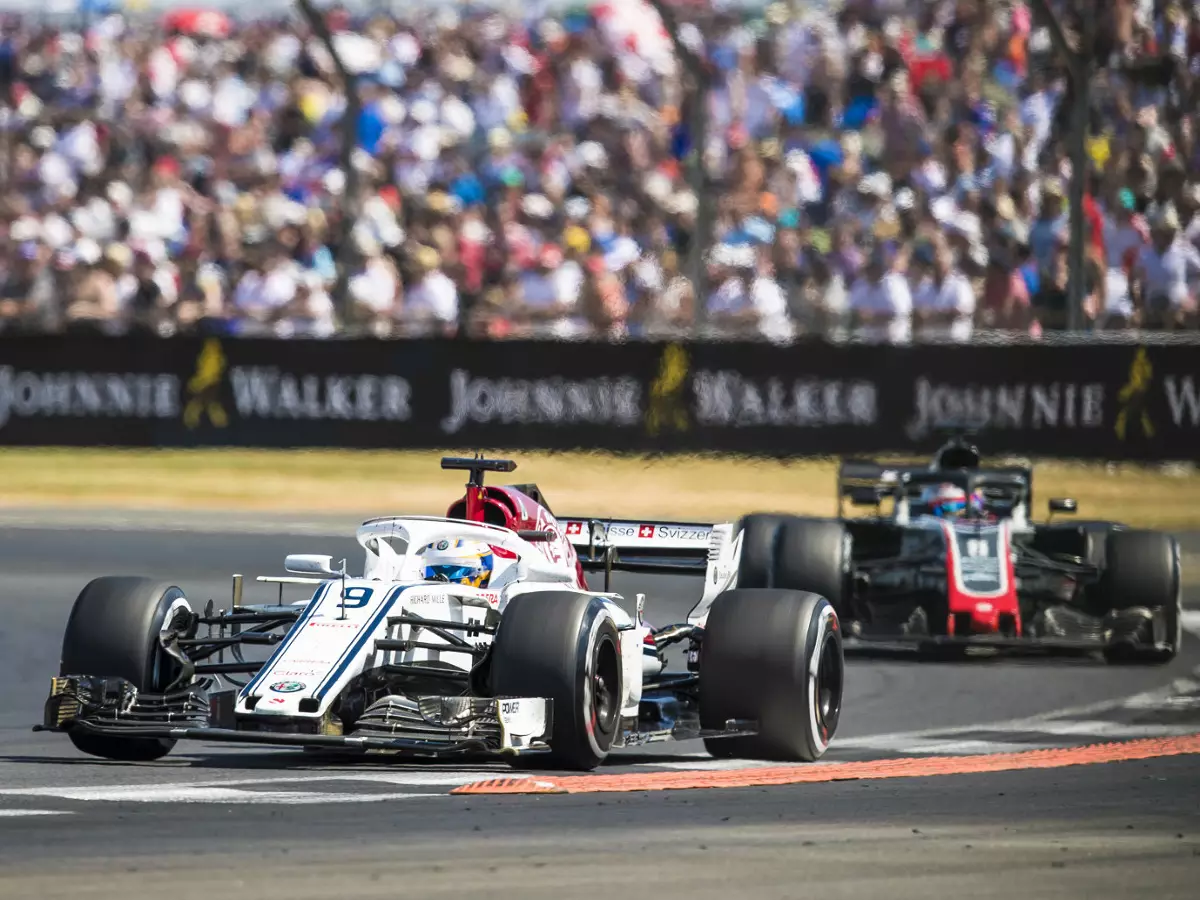 Foto zur News: Sauber und Haas bekommen PS-stärkere Ferrari-Motoren