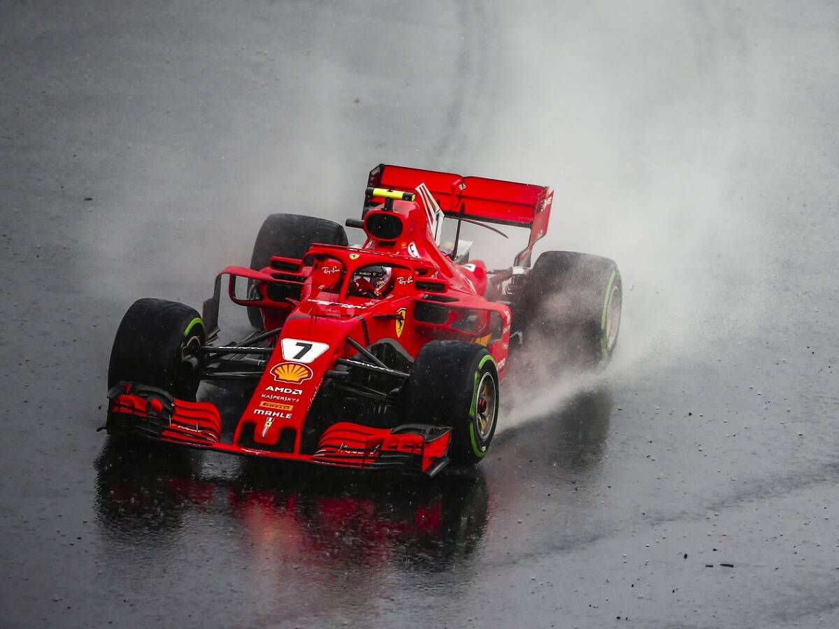 Foto zur News: Ferrari: Qualifying-Problemkind Räikkönen schlägt Vettel