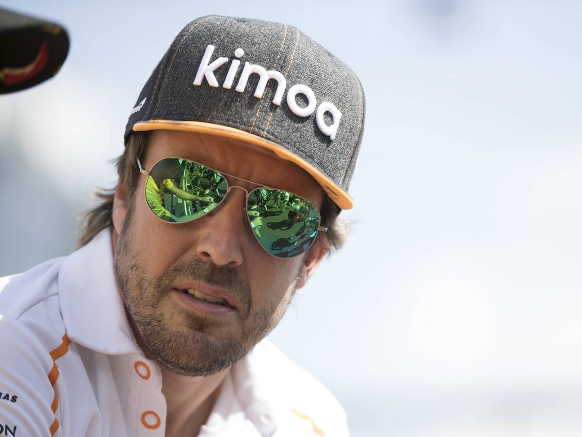 Foto zur News: Red Bull will Alonso nicht: "Verursacht überall Chaos"