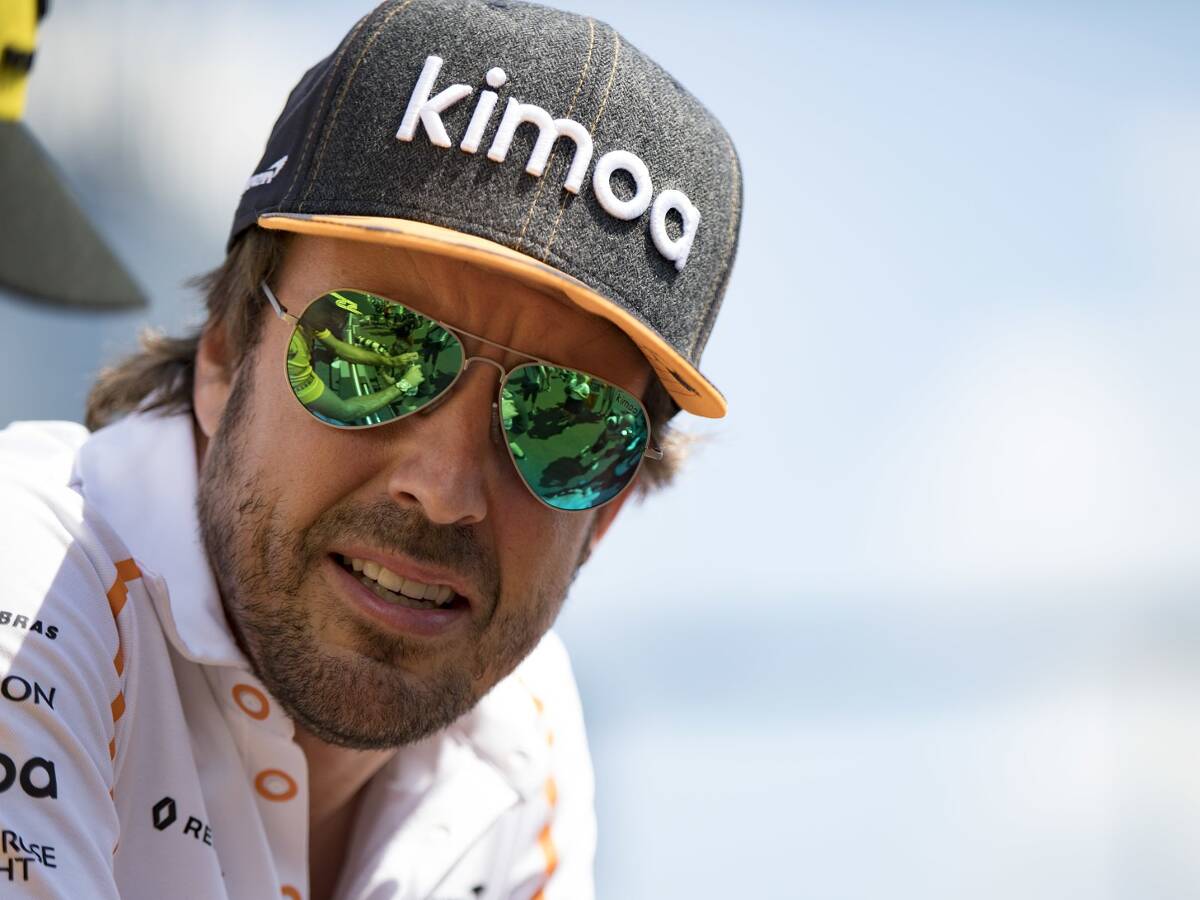 Foto zur News: Nach Rücktrittsankündigung: Großes Buhlen um Alonso