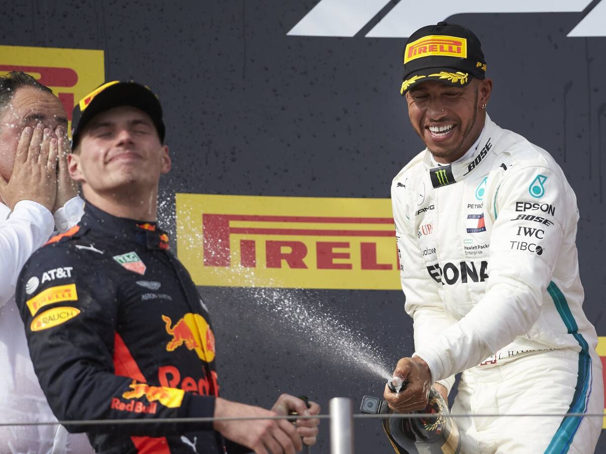Foto zur News: Hamilton: Verstappen fährt auch nicht anders als Vettel