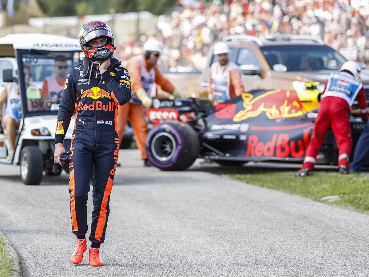 Foto zur News: Max Verstappen flucht: Nach vier Jahren platzte der Kragen