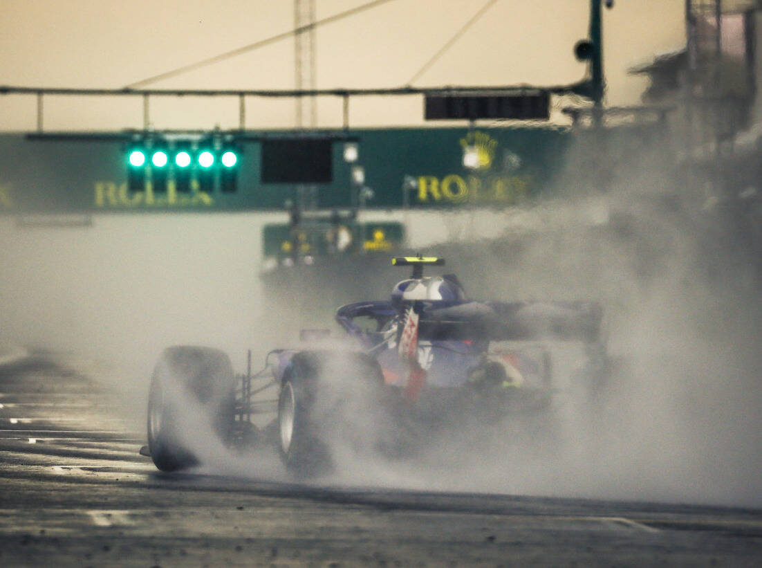 Foto zur News: Wie beim "Wunder von Monza": Toro Rosso setzt auf Regen