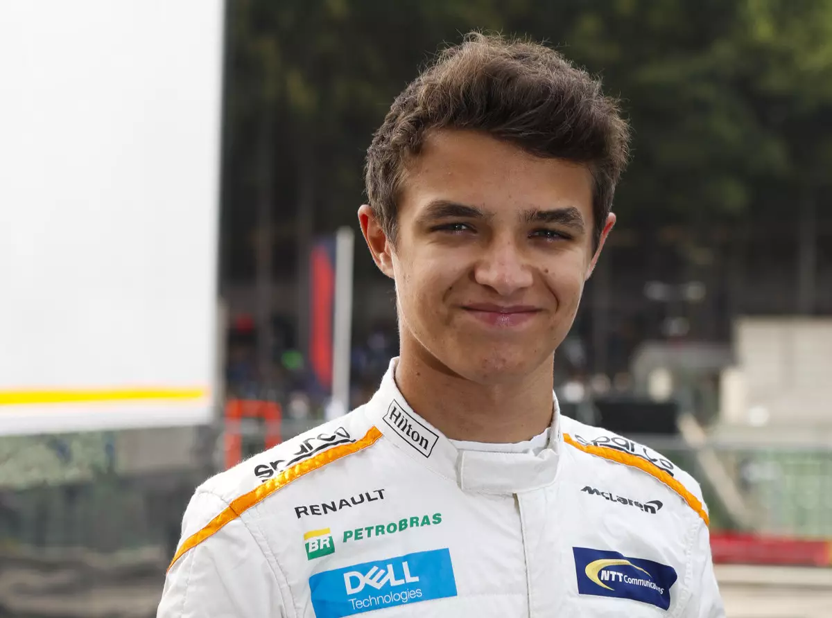 Foto zur News: McLaren-Neuzugang Lando Norris: So gut wie Alonso?