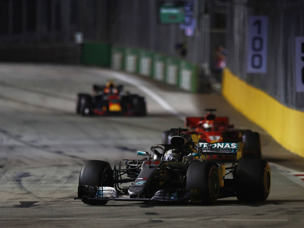 Foto zur News: Funk-Missverständnis: Mercedes macht sich über Ferrari lustig
