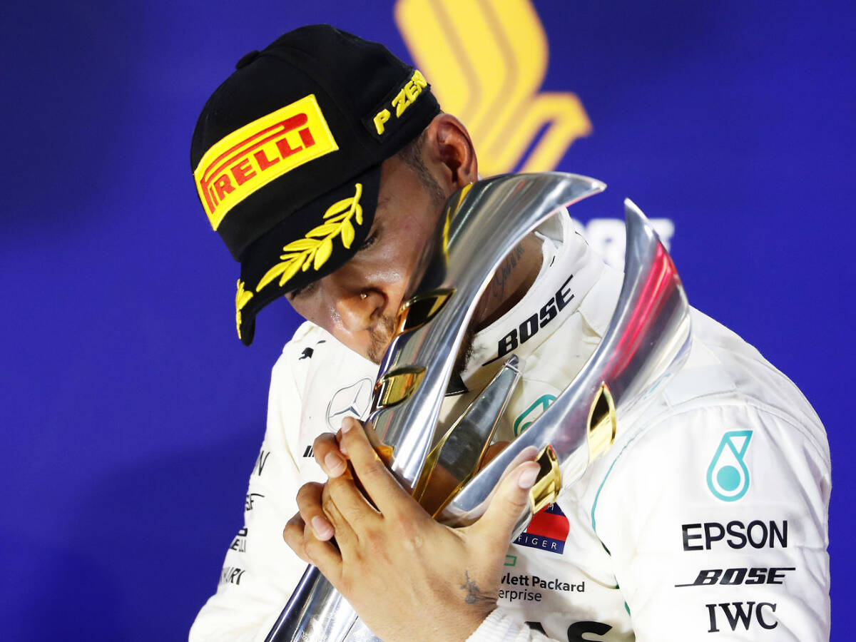 Foto zur News: Grand Prix Singapur 2018: Hamilton lässt Vettel keine Chance!