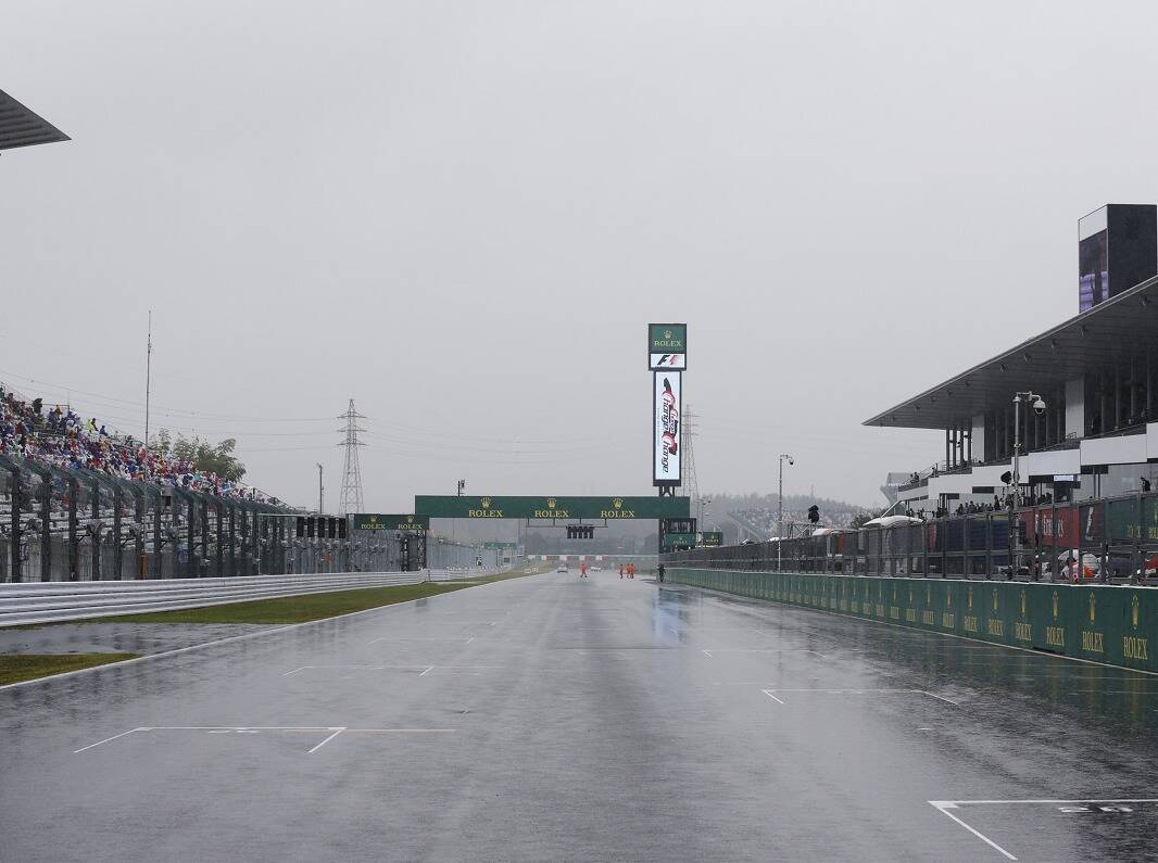Foto zur News: Formel-1-Wetter Suzuka: Taifun Kong Rey nimmt Kurs auf Qualifying