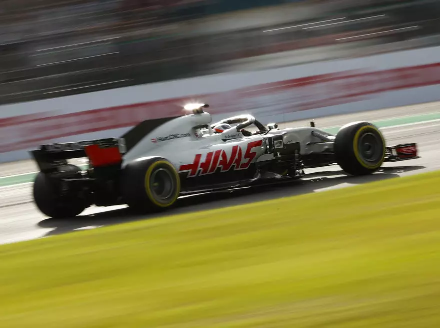 Foto zur News: Haas überrascht in Suzuka: Stark genug für einen Mercedes-Poker