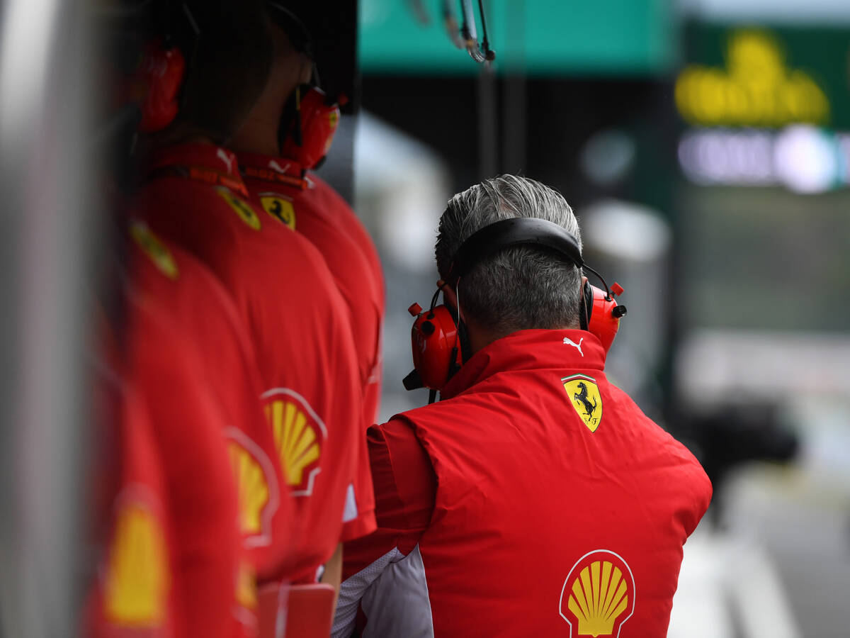 Foto zur News: "Inakzeptabel, wütend": Arrivabene tobt nach Ferrari-Panne