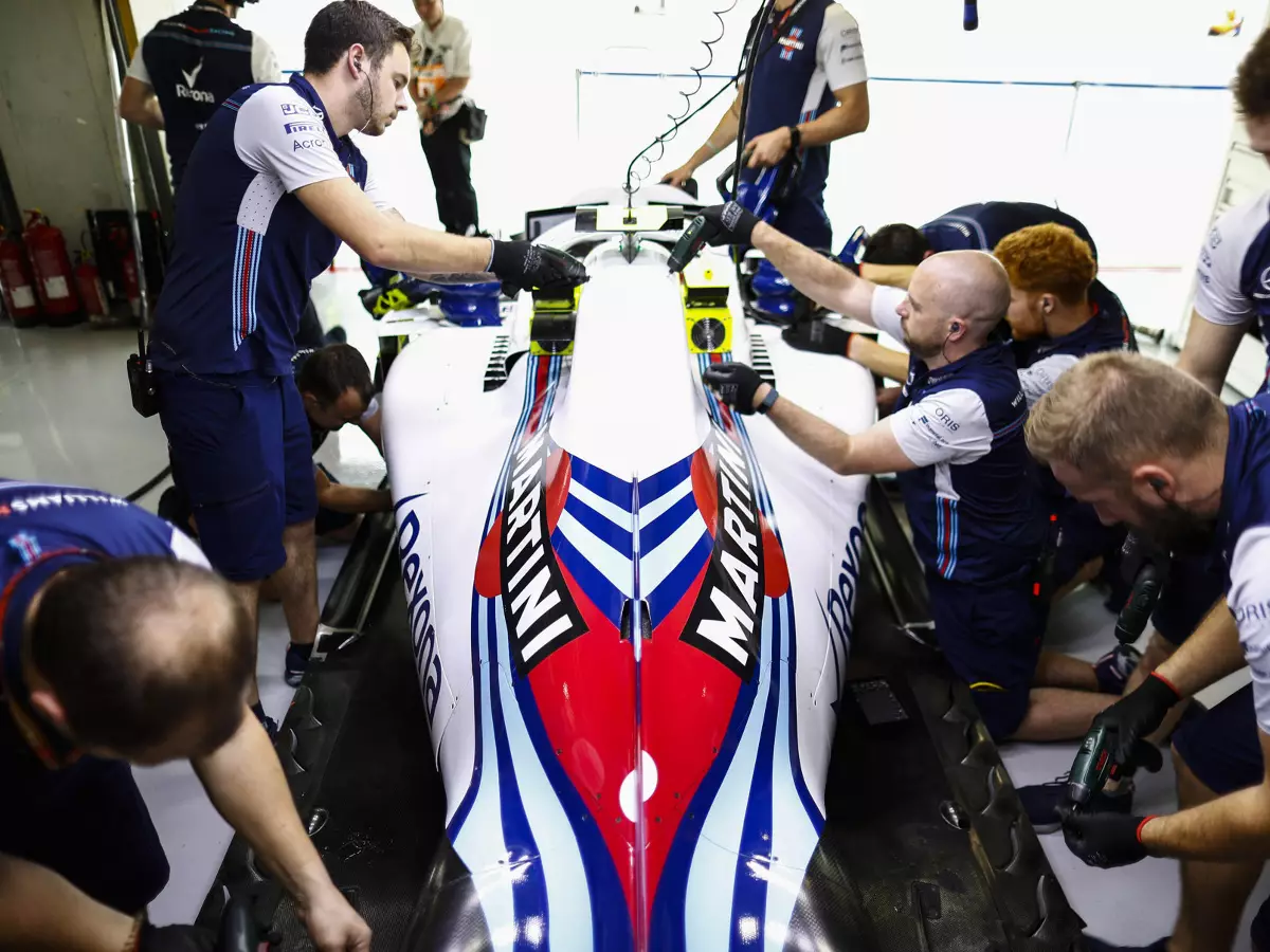 Foto zur News: 100 Prozent nicht genug: Sirotkin staunt über Stroll-Runde