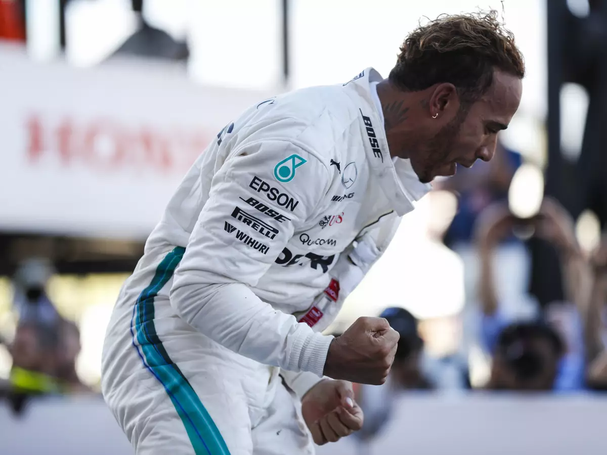 Foto zur News: Hamilton mit Rückenwind im Suzuka-Himmel: "Die beste Strecke im Kalender"