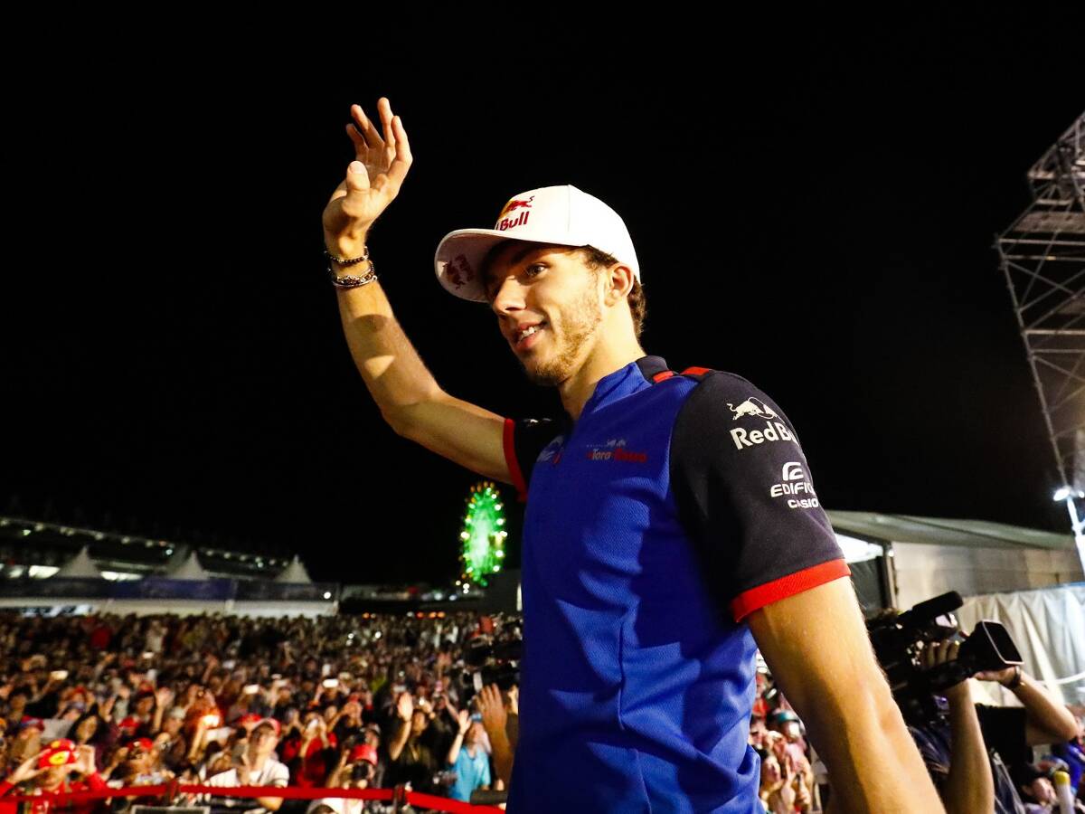 Foto zur News: Trotz Red-Bull-Wechsel: Pierre Gasly zieht nach Italien