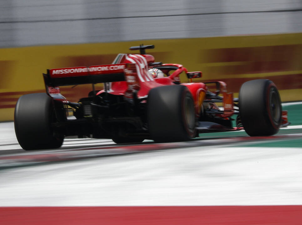Foto zur News: Vettel verspricht: Ferrari will noch Konstrukteurs-Weltmeister werden