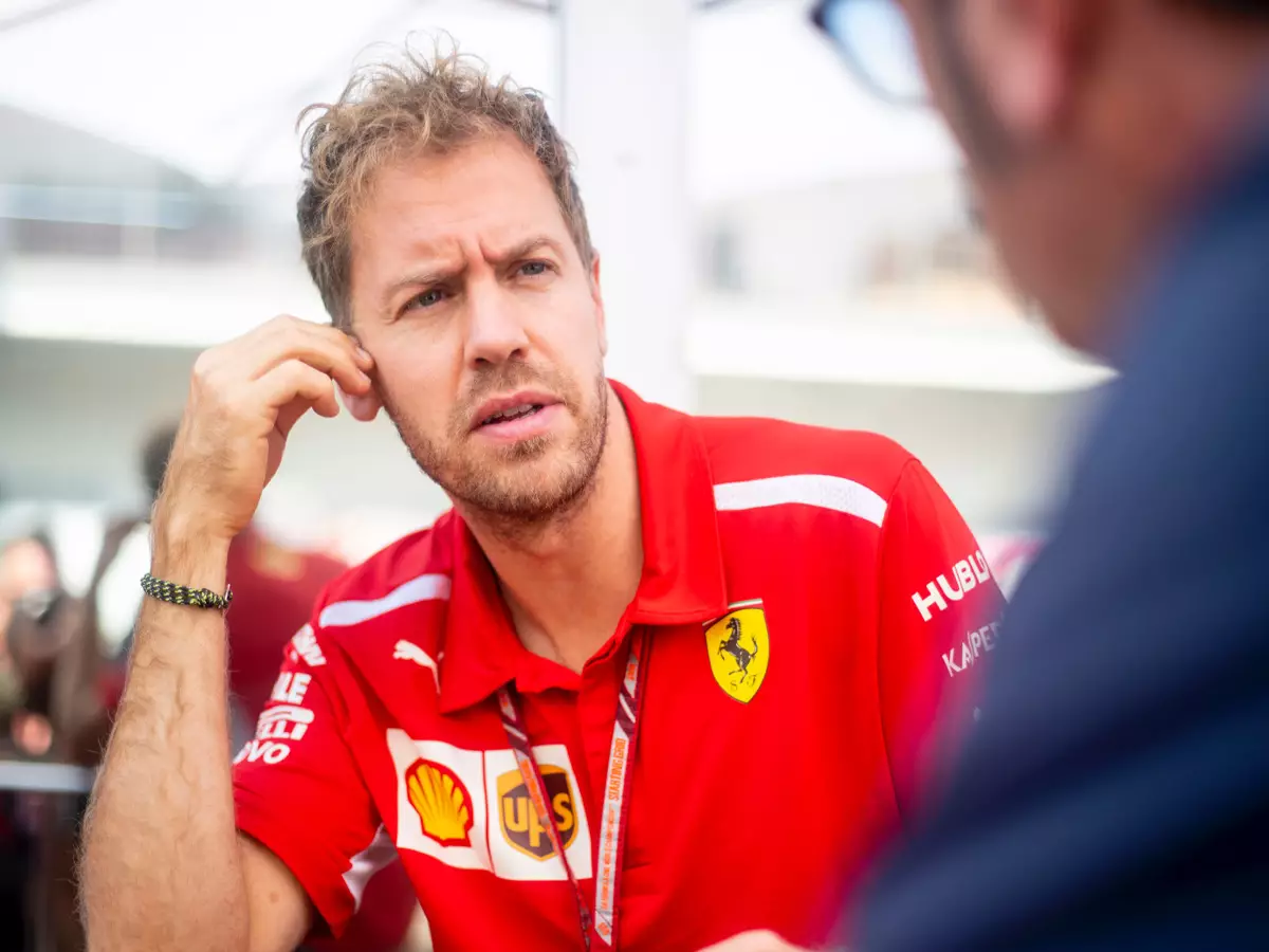 Foto zur News: Vettel exklusiv: "Frage mich, ob das nicht alles zu viel ist"