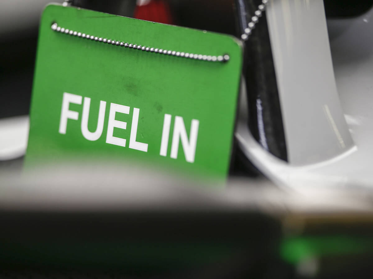 Foto zur News: Formel 1 schon 2023 mit reinem E-Fuel-Kraftstoff