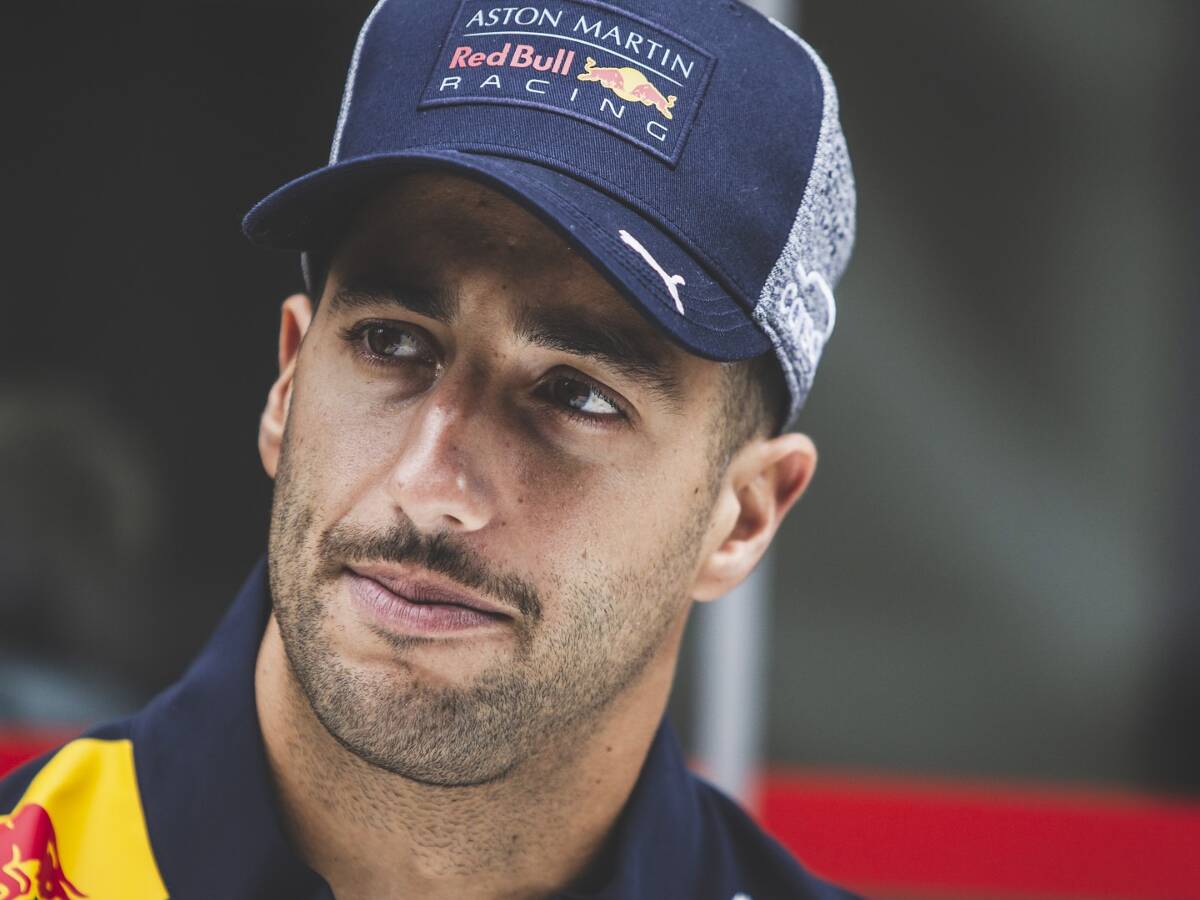 Foto zur News: Pechsträhne reißt nicht ab: Ricciardo droht nächste Grid-Strafe