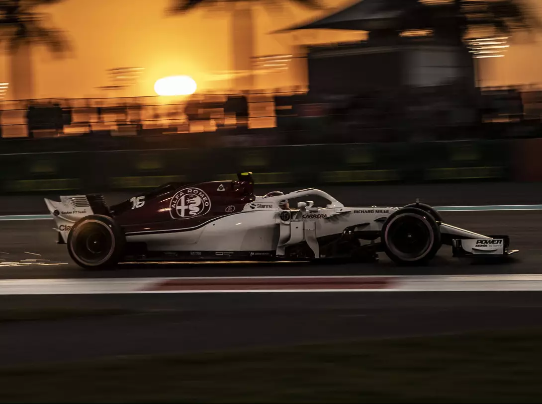 Foto zur News: Unglaublich: Charles Leclerc fährt im Sauber zwei Sektorenbestzeiten