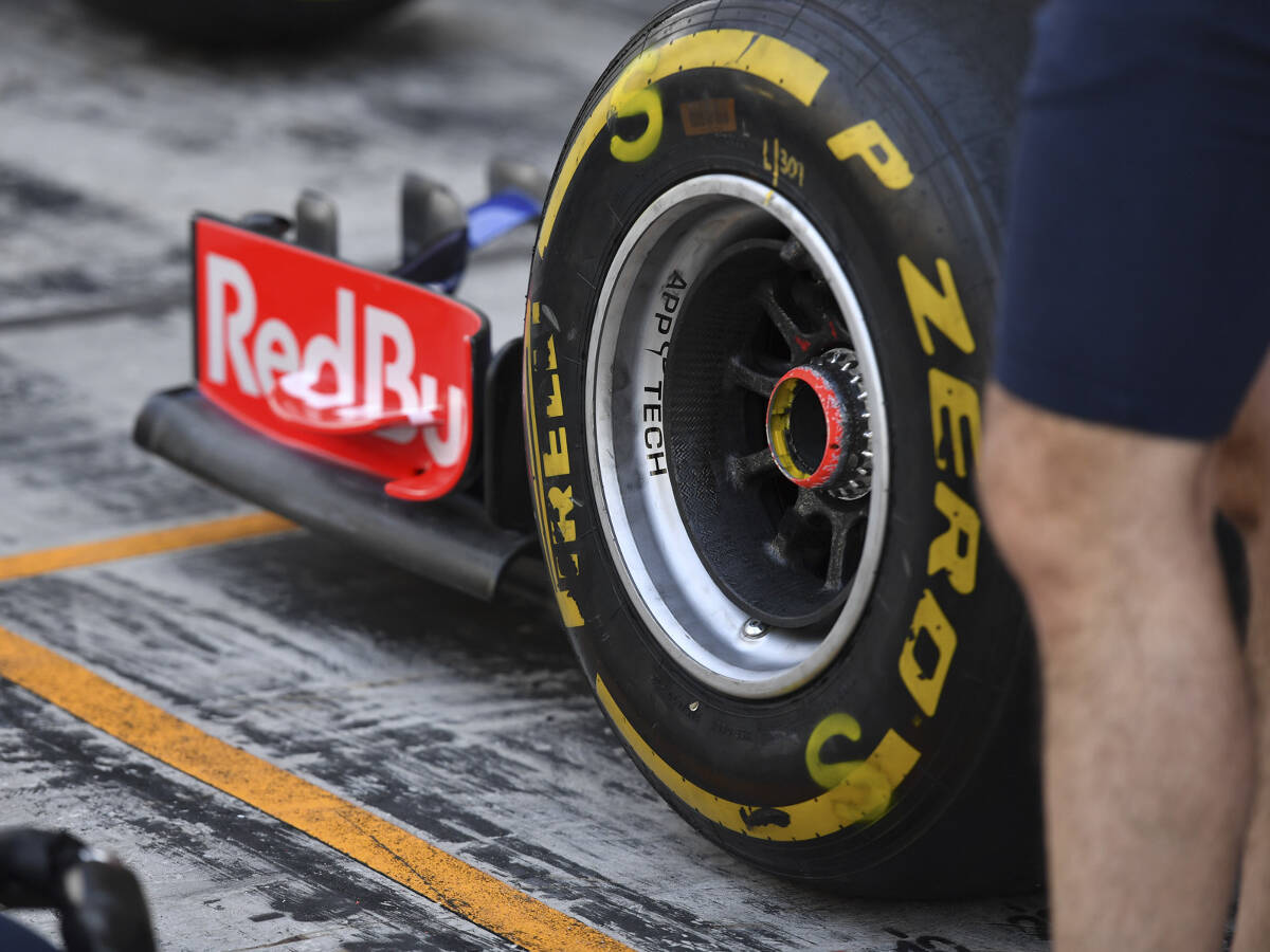 Foto zur News: Pirelli vor Formel-1-Vertragsverlängerung: Bekanntgabe am Sonntag?