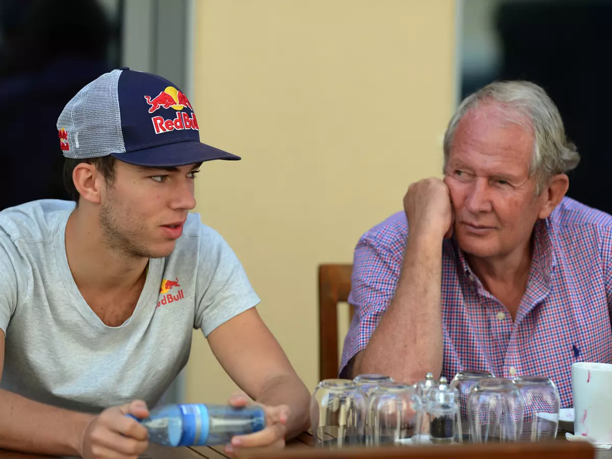 Foto zur News: "Ersatzbank": Helmut Marko erhöht Druck auf Pierre Gasly