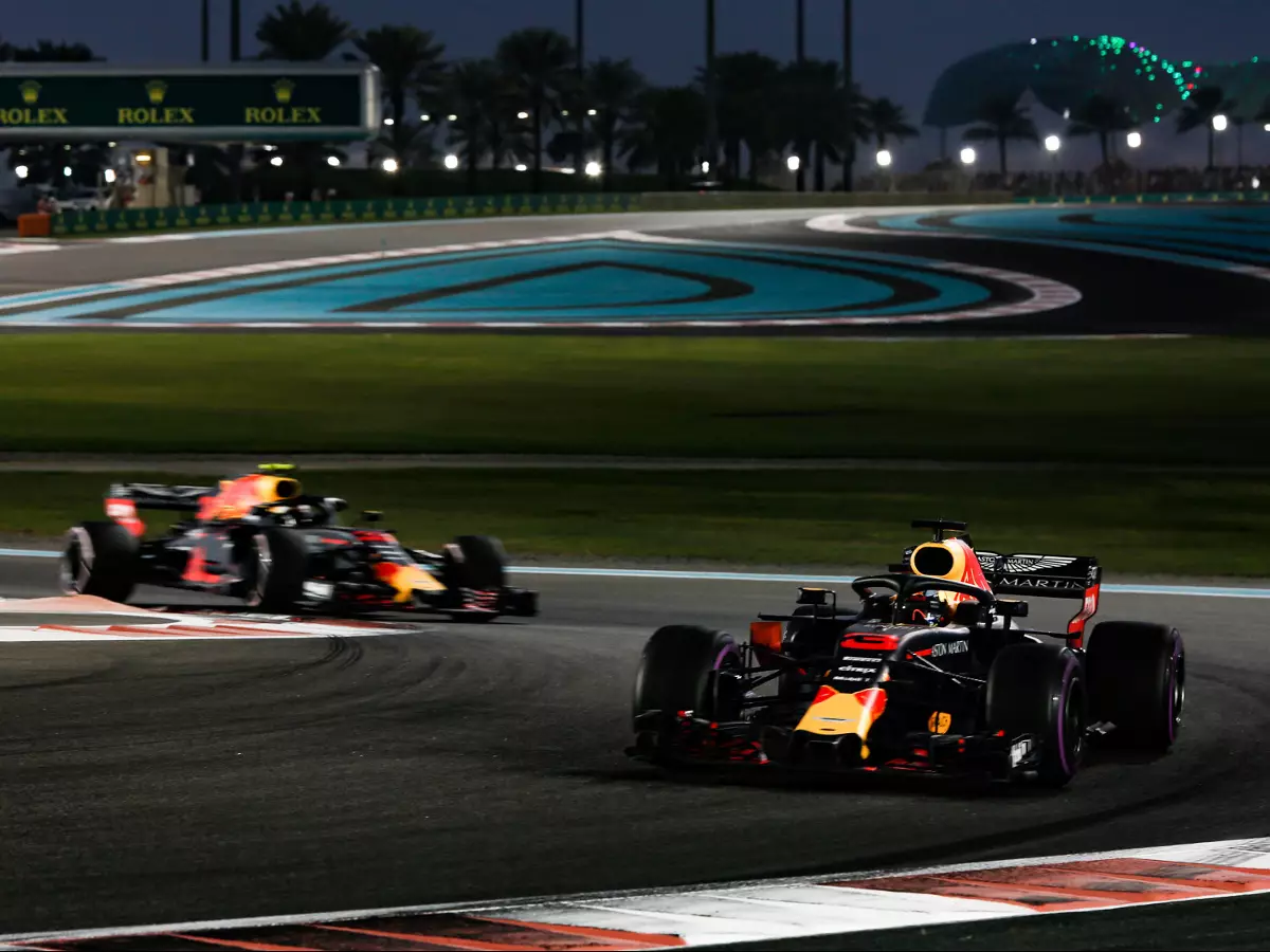 Foto zur News: Horner: Ricciardo und Verstappen das beste Red-Bull-Duo