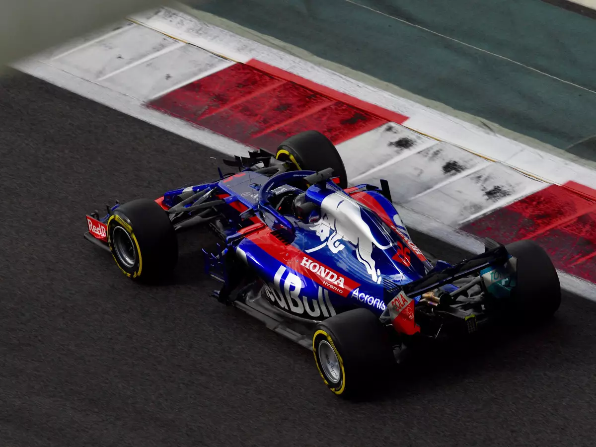 Daniil Kwjat Foto zur News: Toro-Rosso-Teamchef: Rivalen meinten, Honda-Entscheidung sei "total verrückt"