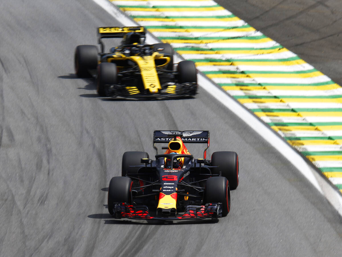 Foto zur News: Renault kritisiert Kommunikation von Red Bull scharf