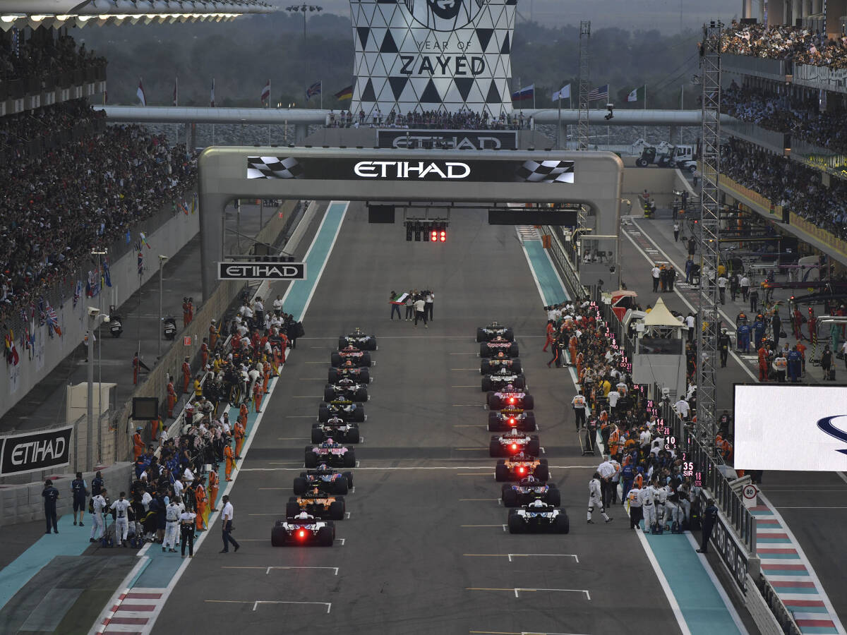 Foto zur News: In neuer Fan-Umfrage: Formel 1 testet Alternativen zu Gridstrafen ab