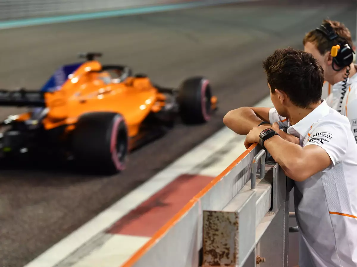 Lando Norris, Carlos Sainz Foto zur News: McLaren will Krise beenden: Neue Entwicklungsphilosophie für 2019