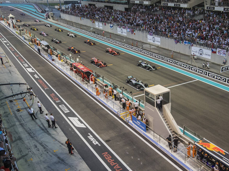 Foto zur News: Formel-1-Simulation zeigt: Parallele Startaufstellung böte mehr Spannung