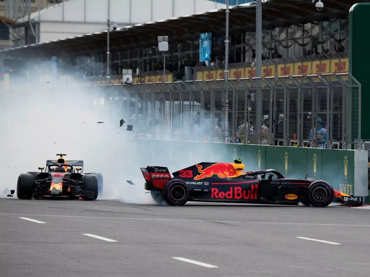 Foto zur News: Helmut Marko: So lief die Stallkollision in Baku wirklich