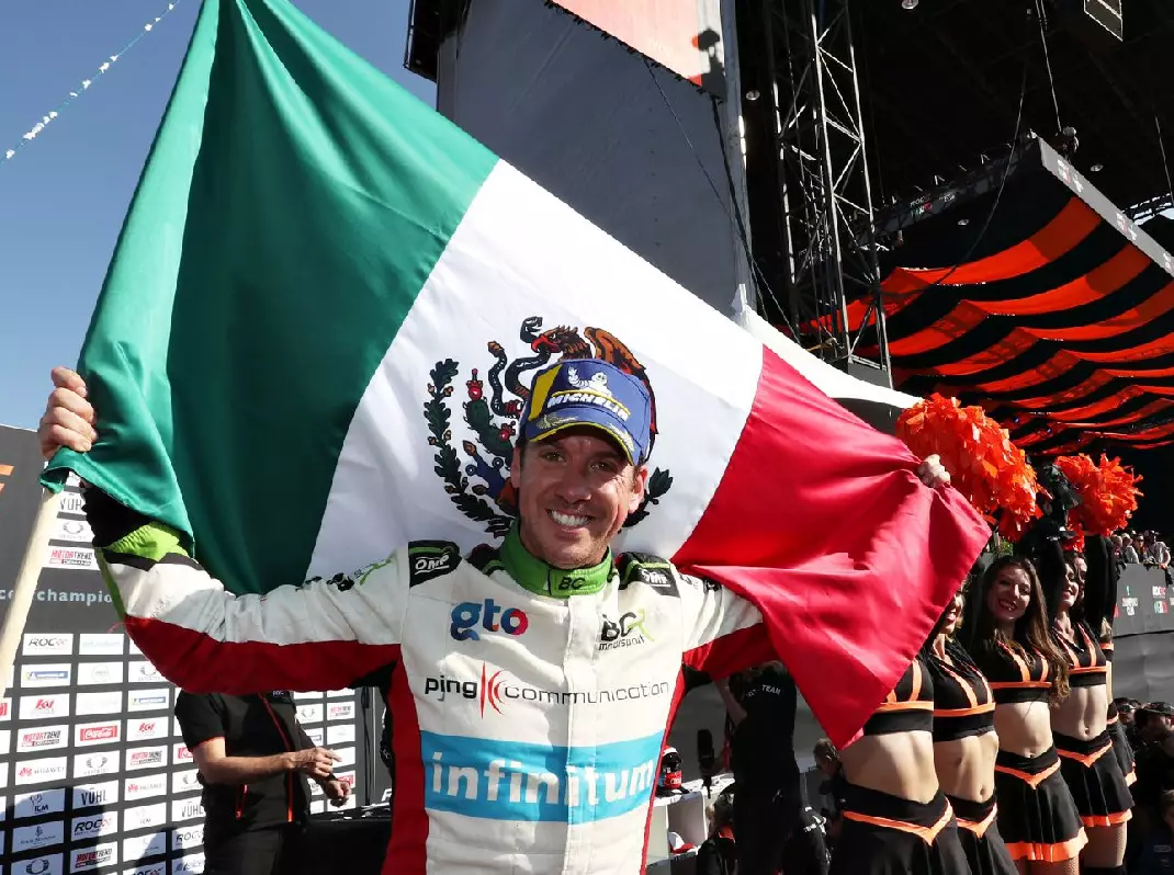 Benito Guerra Foto zur News: ROC Mexiko: Benito Guerra mit Heimsieg bei Race of Champions 2019