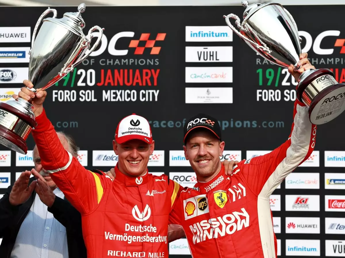 Sebastian Vettel, Mick Schumacher Foto zur News: Sebastian Vettel: Michael Schumacher wäre stolz auf seinen Sohn