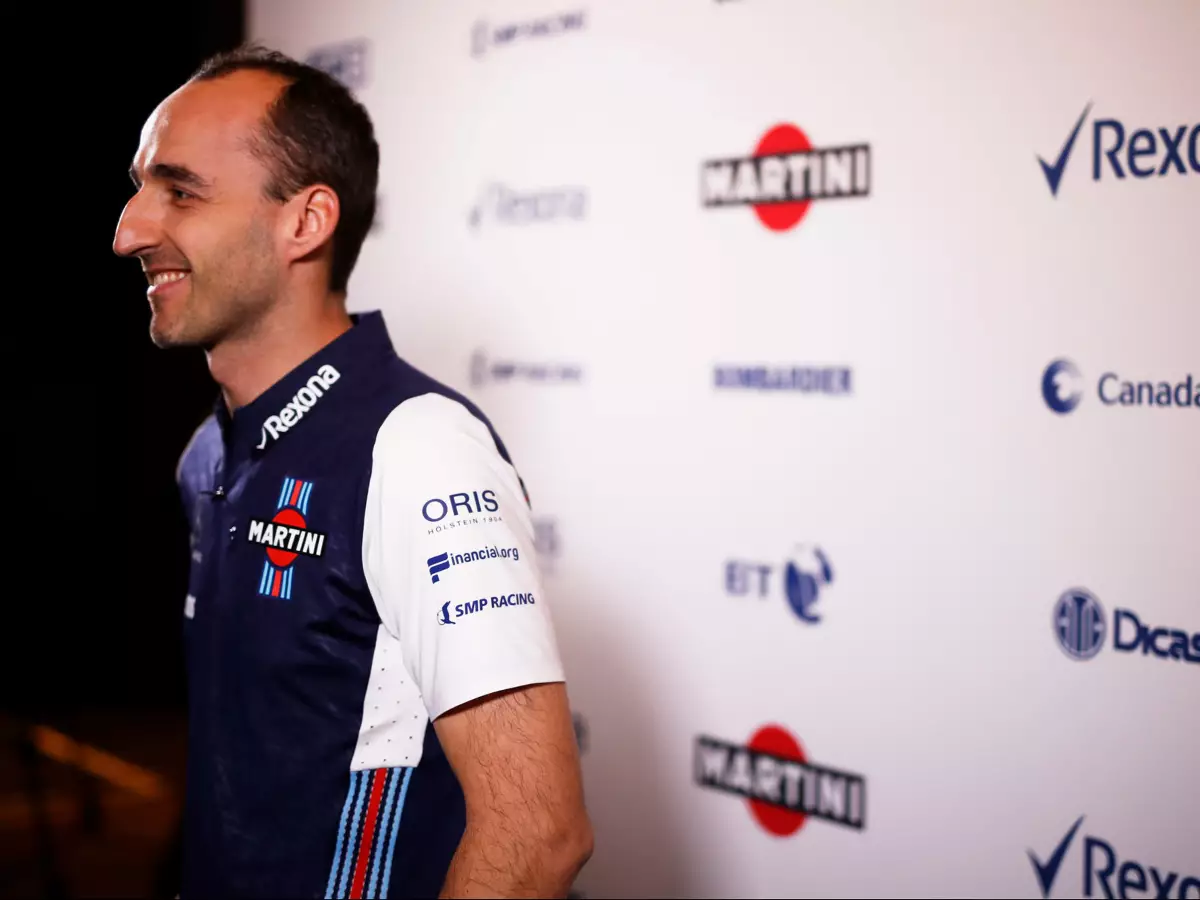 Robert Kubica Foto zur News: Williams-Präsentation 2019: Neue Lackierung kommt am 11. Februar