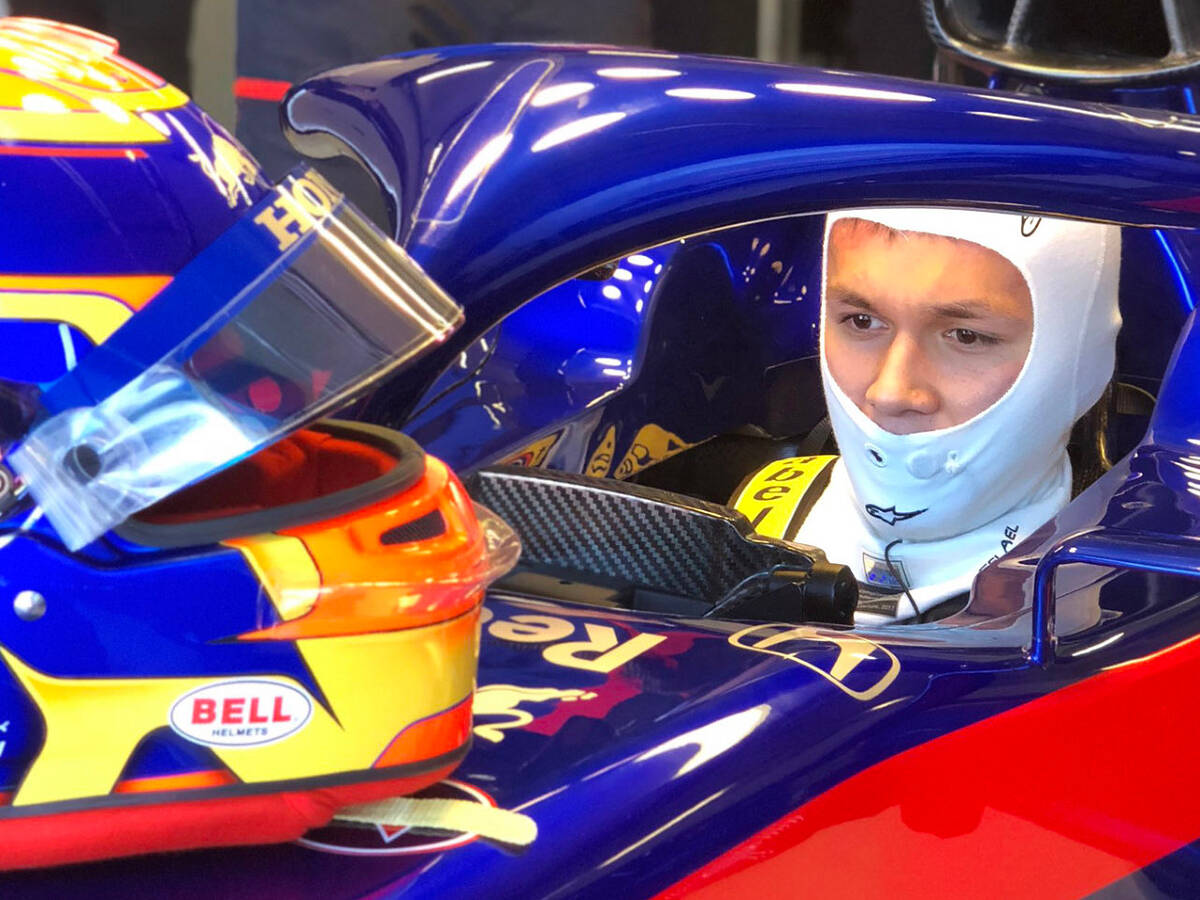 Foto zur News: Erste Toro-Rosso-Runden in Misano: Echtes Formel-1-Debüt für Albon