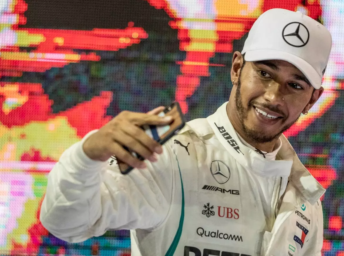Lewis Hamilton Foto zur News: Titelverteidiger Hamilton: "Habe Gefühl, 2019 könnte noch besser werden"