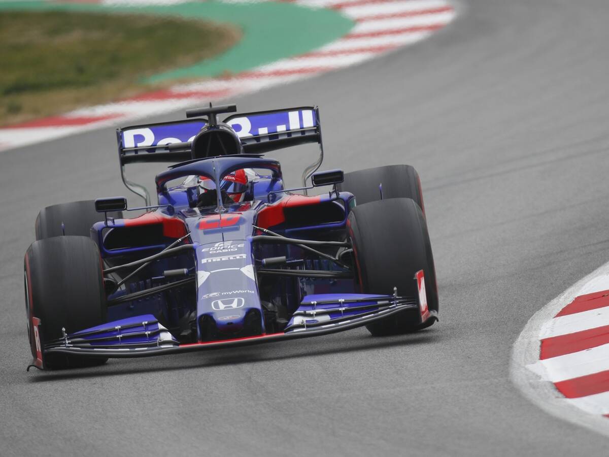 Foto zur News: Formel-1-Tests Barcelona 2019: Toro Rosso stiehlt Alfa Romeo die Show!