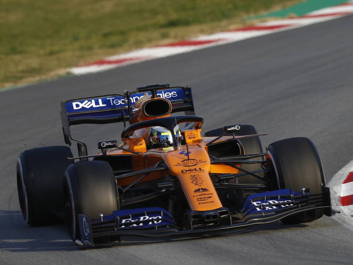 Foto zur News: Formel-1-Zaungast Alonso: McLaren mit überraschenden Stärken