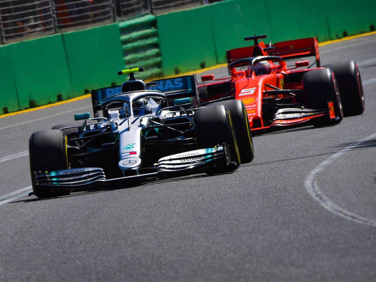 Foto zur News: Vettel nach deutlichem Rückstand ratlos: "Das Auto macht nicht, was ich will!"