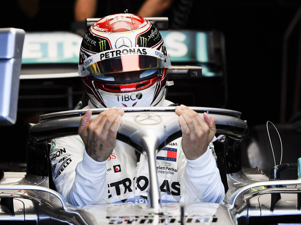 Foto zur News: Formel-1-Training Australien: Hamilton holt Bestzeit vor Vettel