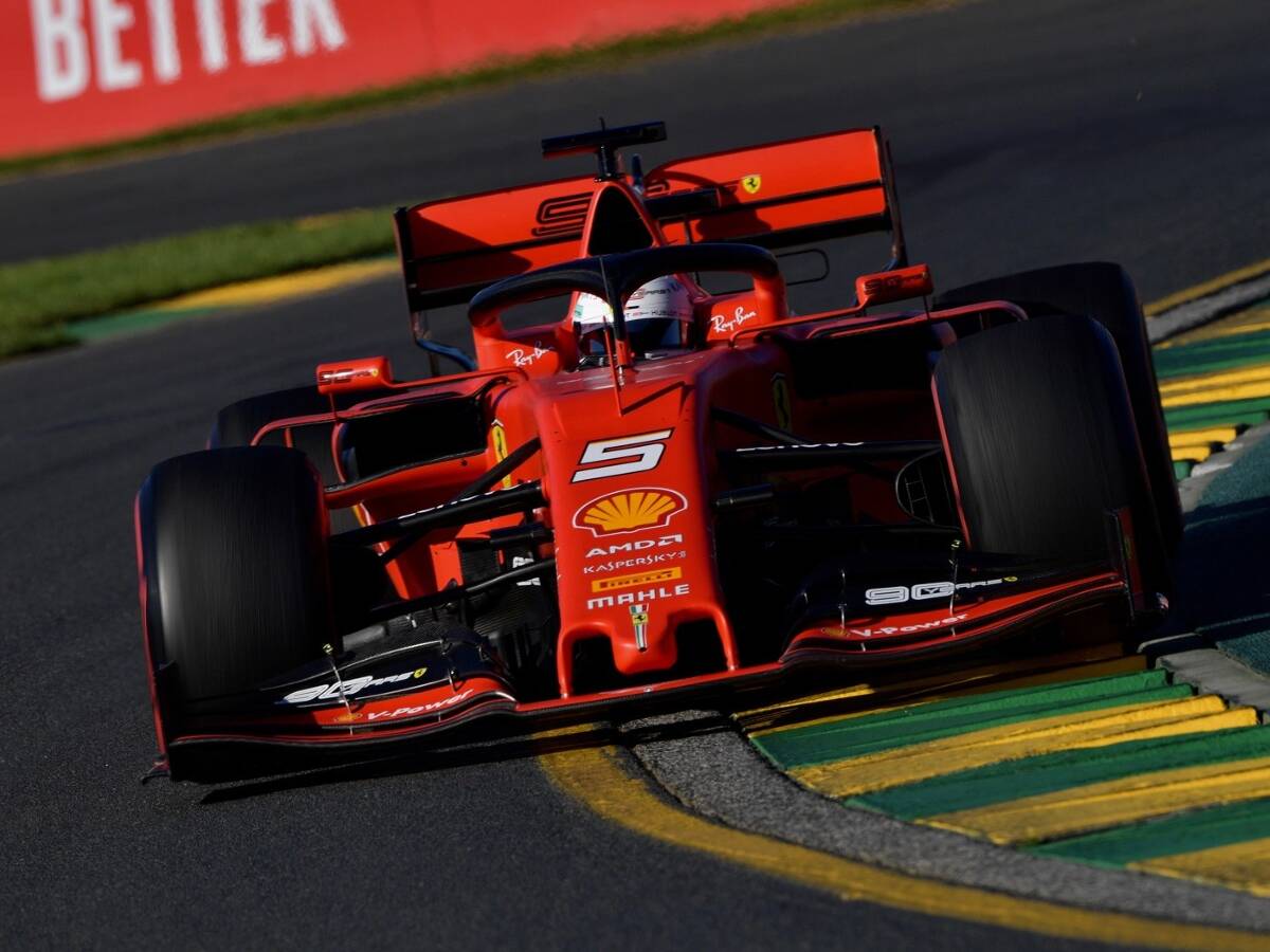 Foto zur News: Ratloser Vettel gibt zu: Mercedes Favorit, Ferrari mit Kopfschmerzen