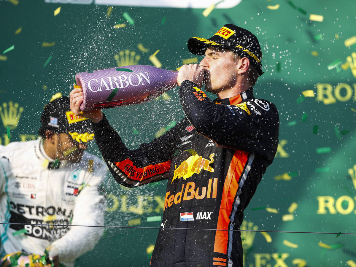 Foto zur News: Schneller als Ferrari: Red Bull jubelt über Verstappen-Podium