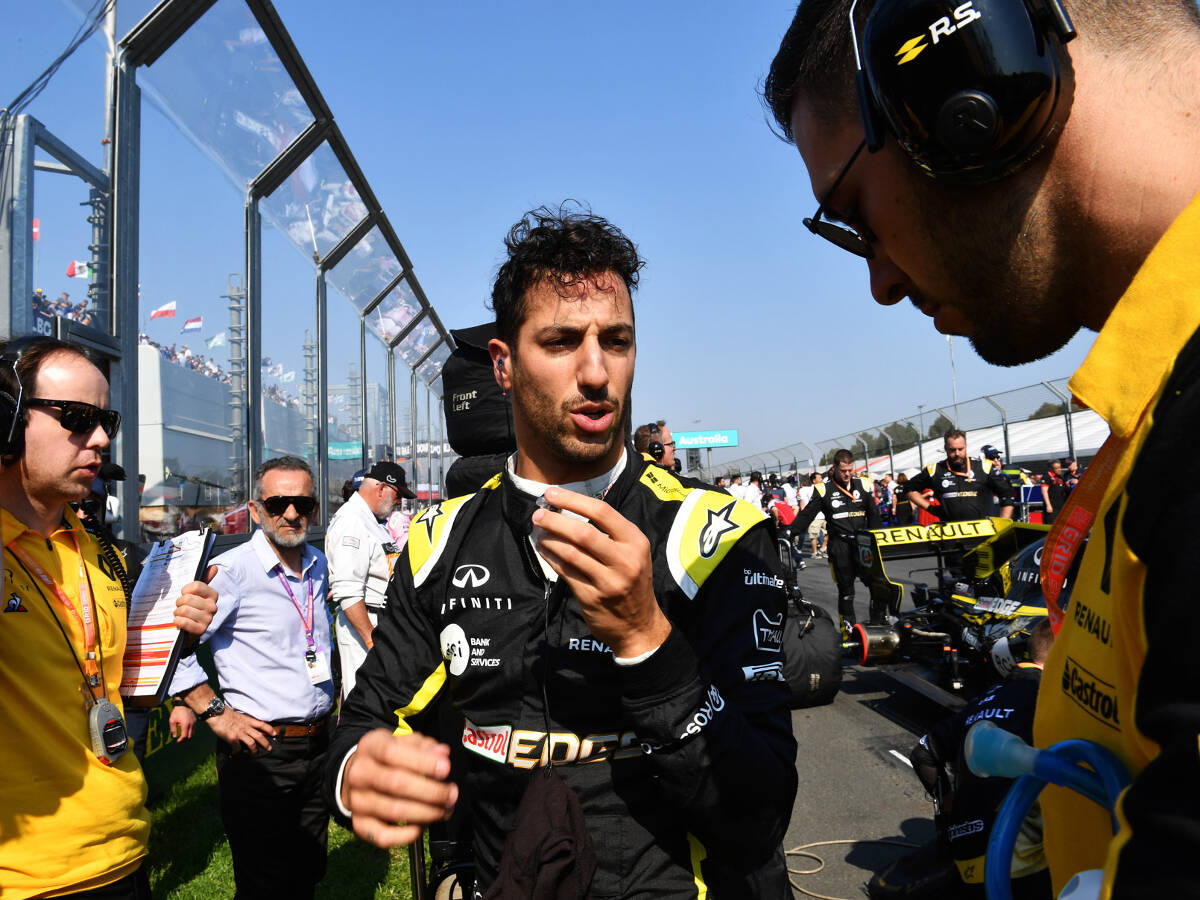 Foto zur News: Schwarzes Heimrennen: Hat sich Daniel Ricciardo zu viel zugemutet?