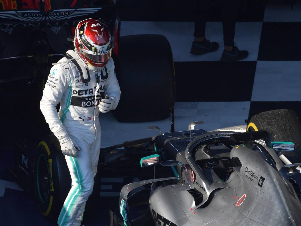 Foto zur News: Lewis Hamilton nach P2: "Hätte viel schlimmer kommen können"