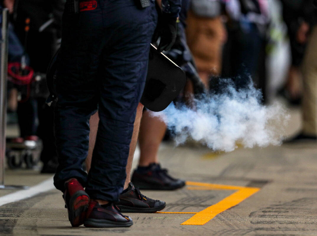 Foto zur News: Formel 1 in der Wüste: Kühlung steht in Bahrain im Fokus