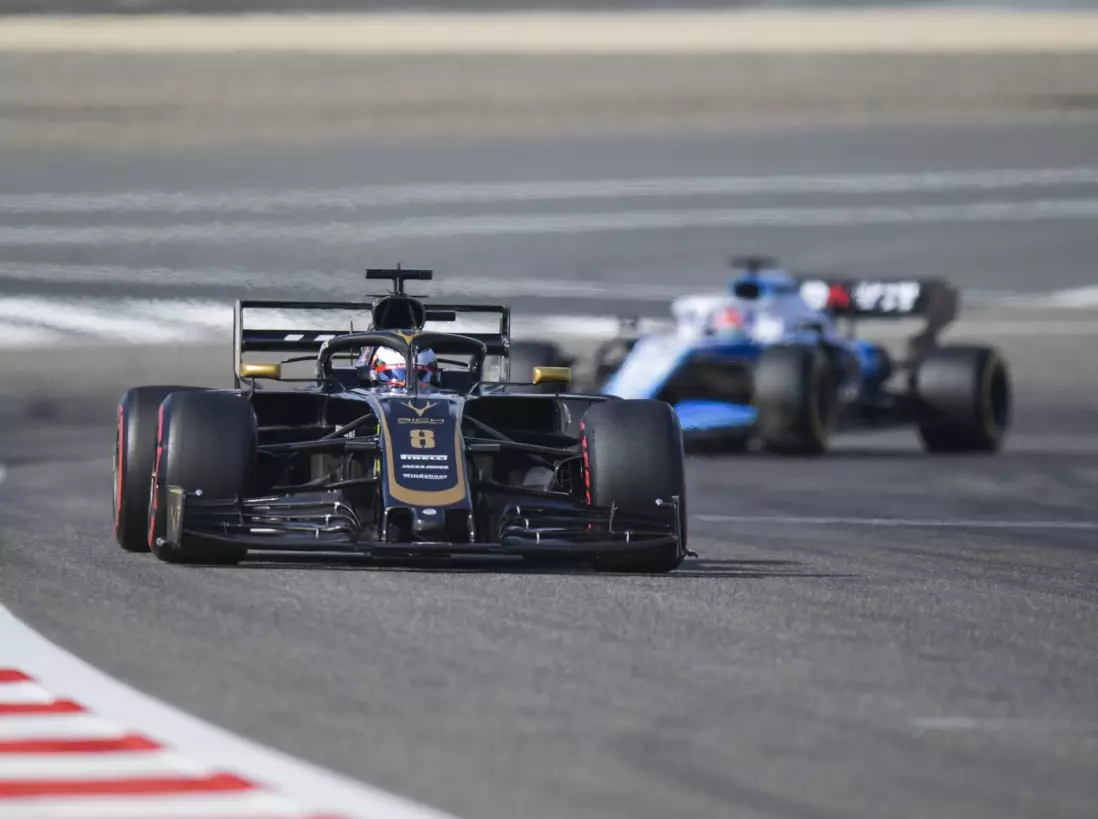 Romain Grosjean Foto zur News: Dreifach-DRS in Sachir: Bahrain könnte wie ein MotoGP-Rennen werden