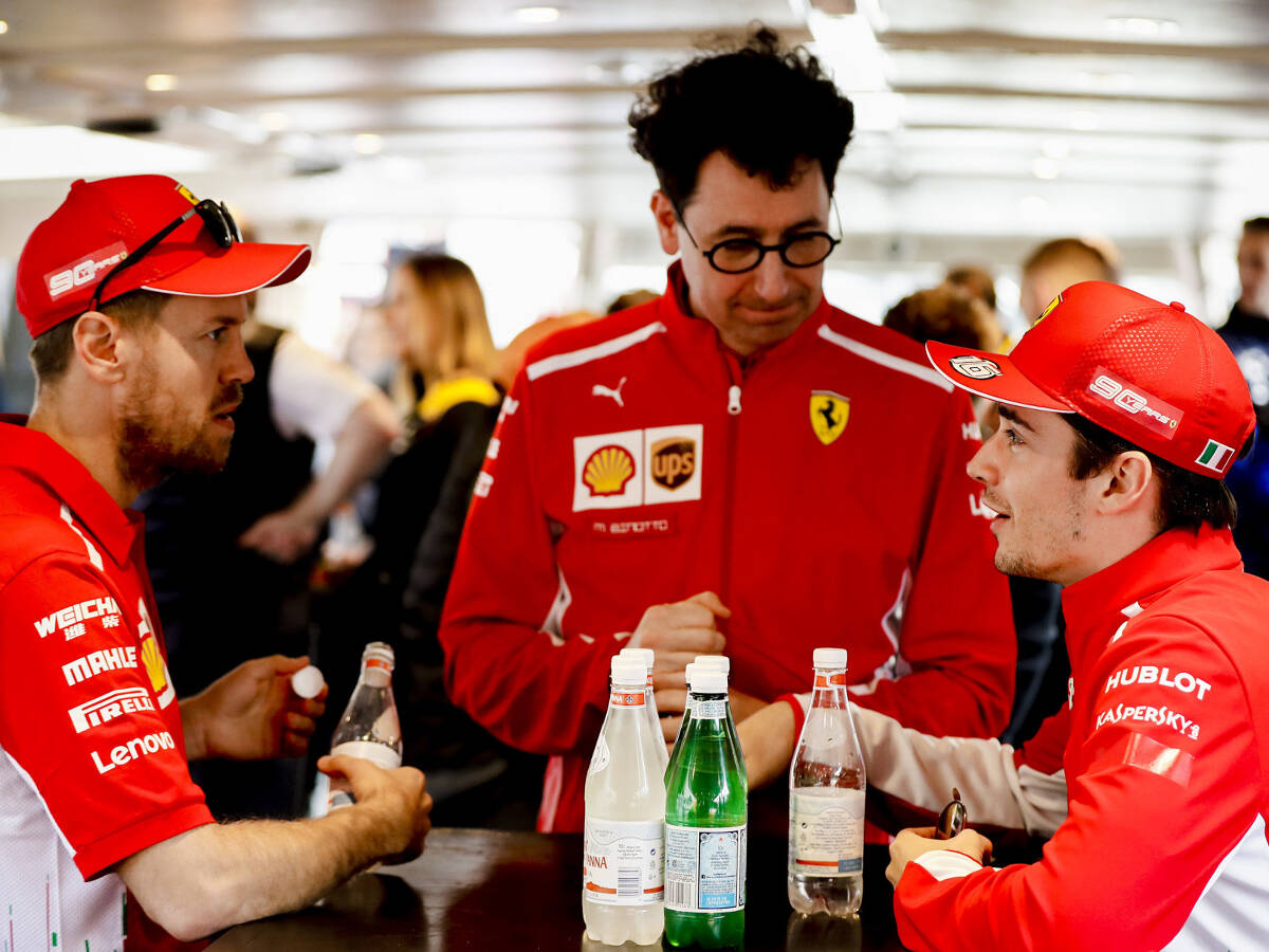 Foto zur News: Ferrari-Teamorder: Leclerc darf auf Pole fahren und gewinnen